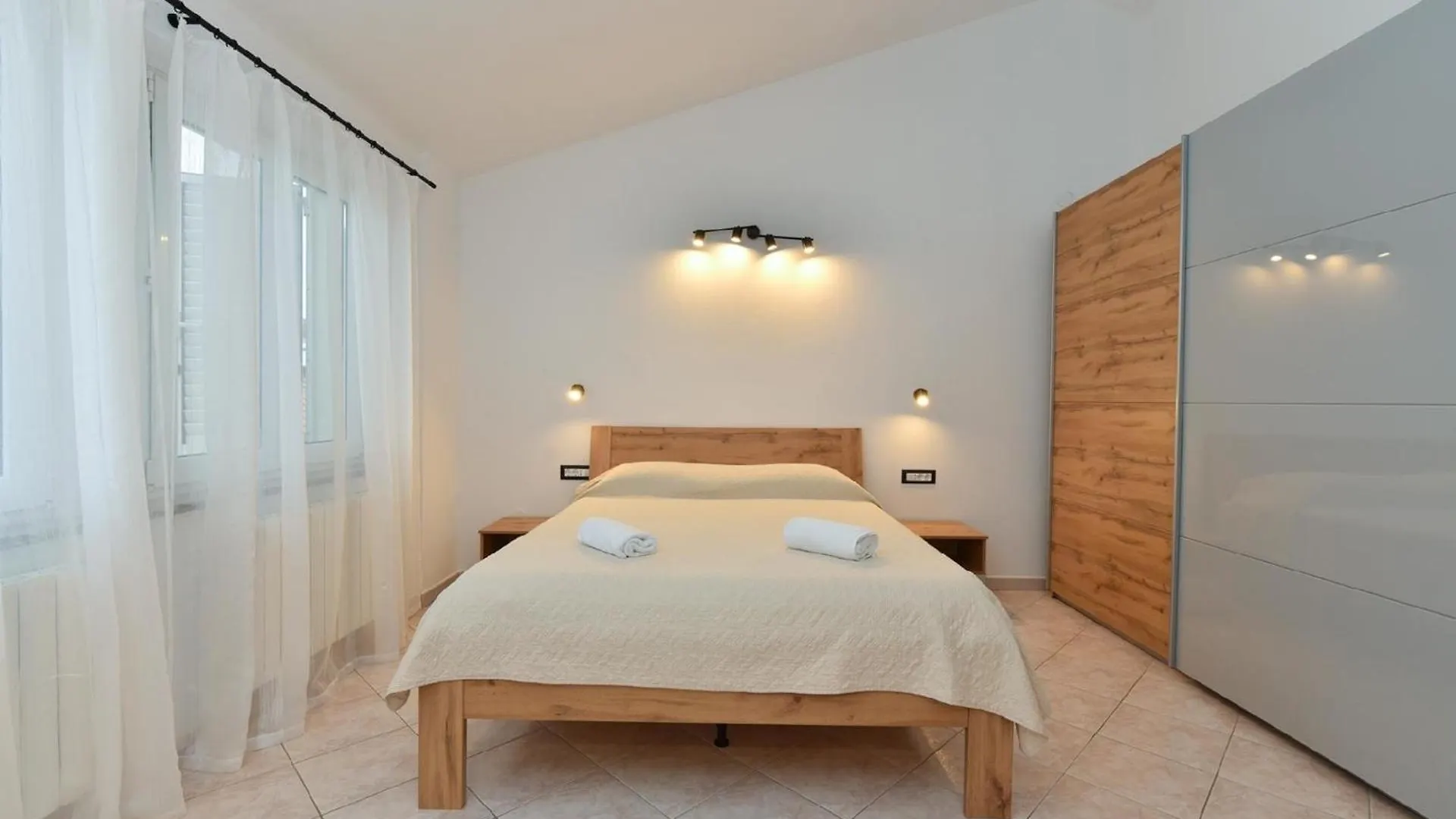 Apartment Ferienwohnung Fuer 4 Personen Ca 50 Qm In Galizana, Istrien Istrische Riviera